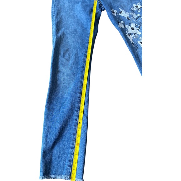 Zara Basic Z1975 Jeans Painted Beaded Flowers - Picture 5 of 11